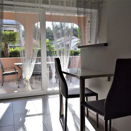 Sven-marino Appartement *