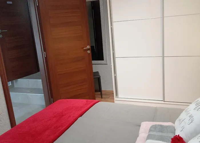 Sven-marino Apartman Poreč