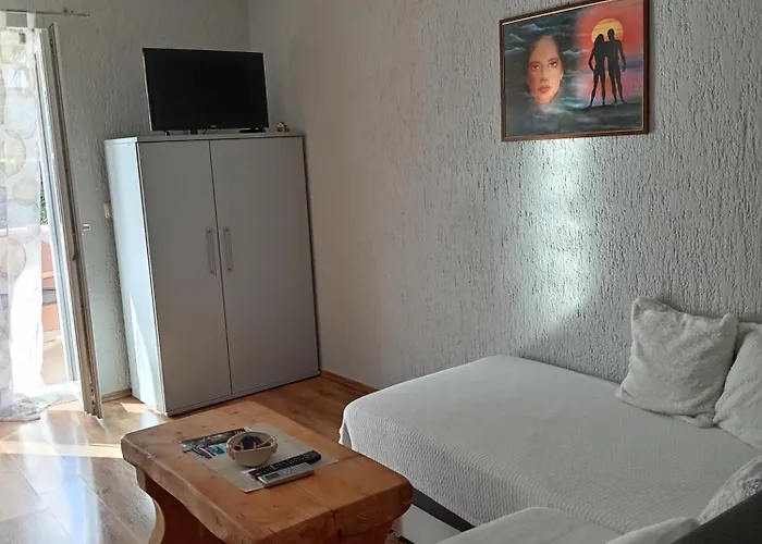 Sven-marino Пореч